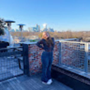 Meet your Posher, Eva